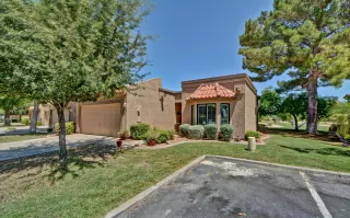 Photo #6: 6127926 Listing