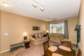 Photo #4: 6127945 Listing