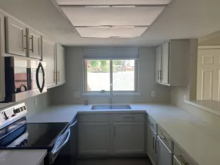 Photo #3: 6128000 Listing