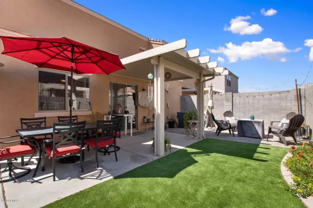 MLS: 6128012 Condo For Sale