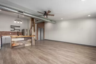 Photo #1: 6128086 Listing