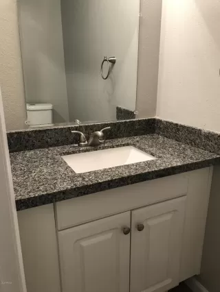 Photo #5: 6128169 Listing