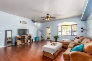 Photo #6: 6128182 Listing