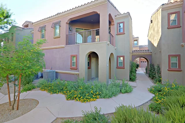 MLS: 6128322 Condo For Sale