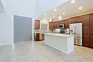 Photo #5: 6128322 Listing