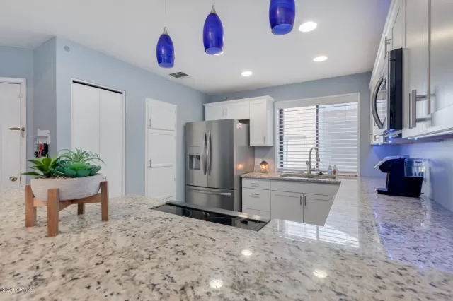 MLS: 6128348 Condo For Sale