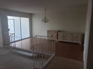 Photo #5: 6128501 Listing