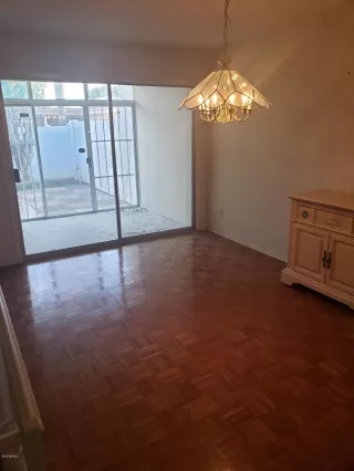 Photo #6: 6128501 Listing