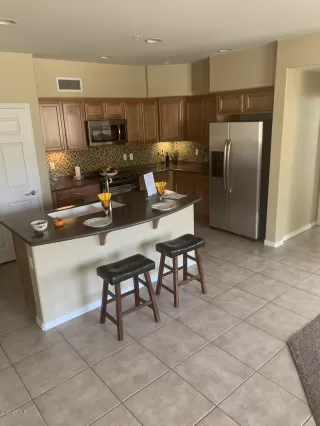 Photo #2: 6128585 Listing