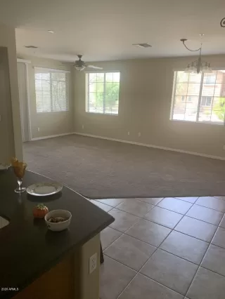 Photo #3: 6128585 Listing