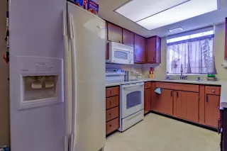 Photo #6: 6128632 Listing