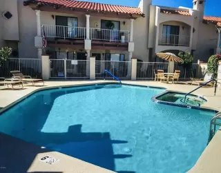 Photo #3: 6128689 Listing