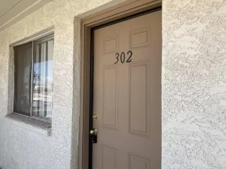 Photo #5: 6128773 Listing