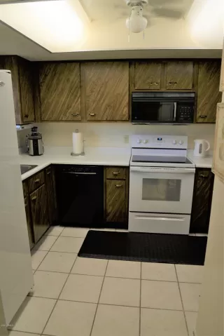 Photo #3: 6128815 Listing 