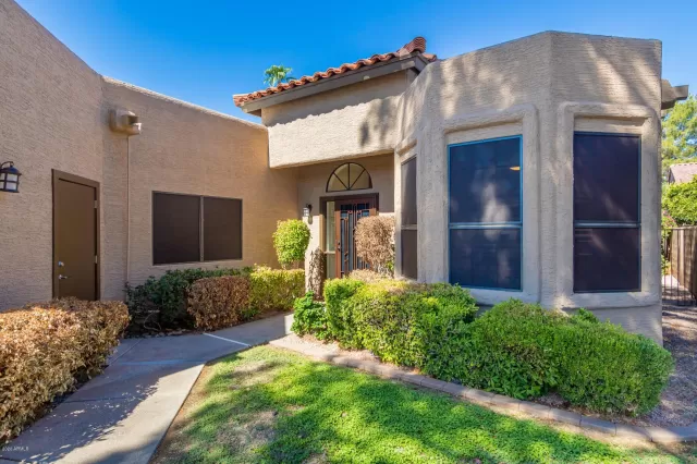 MLS: 6128906 Condo For Sale
