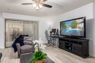 Photo #2: 6129145 Listing 