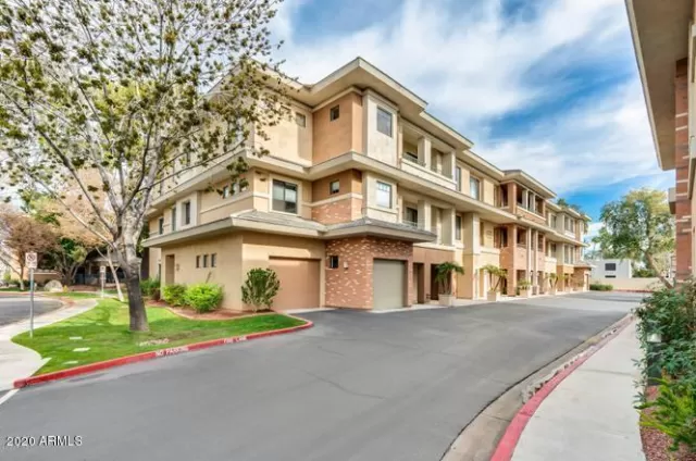 MLS: 6129361 Condo For Sale