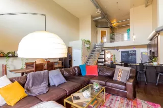 Photo #5: 6129362 Listing