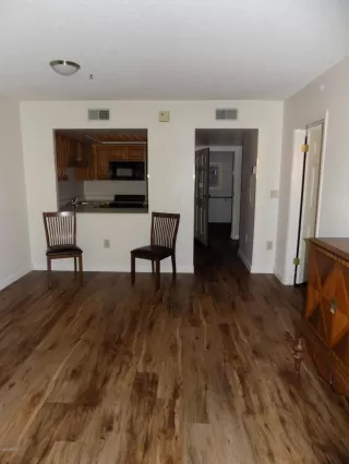 Photo #3: 6129426 Listing