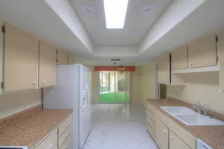 Photo #2: 6129446 Listing