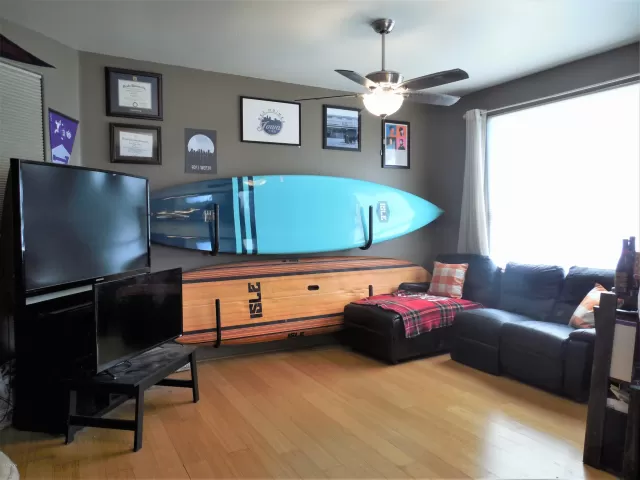MLS: 6129460 Condo For Sale