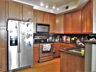 Photo #3: 6129460 Listing