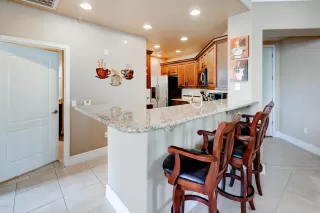 Photo #3: 6129538 Listing