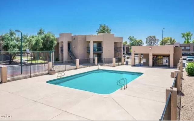 MLS: 6129587 Condo For Sale