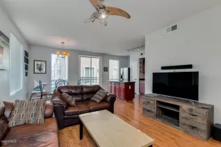 Photo #6: 6129597 Listing 