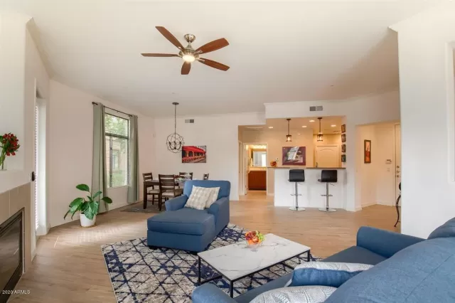 MLS: 6129638 Condo For Sale