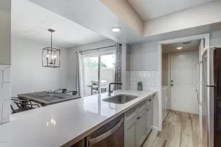 Photo #6: 6129730 Listing 