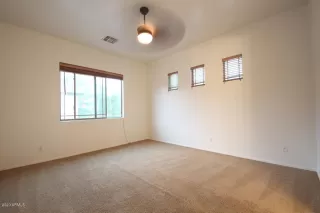 Photo #5: 6129806 Listing