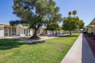 Photo #1: 6129998 Listing 