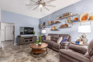 Photo #6: 6129998 Listing 