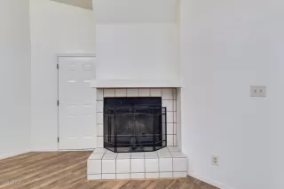 Photo #5: 6130049 Listing