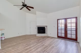 Photo #6: 6130049 Listing