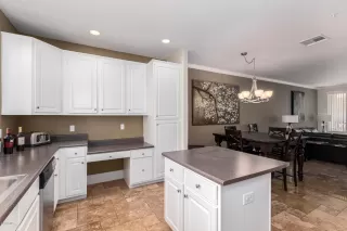 Photo #4: 6130156 Listing 