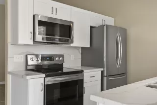 Photo #5: 6130210 Listing