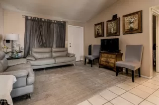 Photo #5: 6130225 Listing 