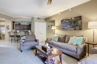 Photo #1: 6130238 Listing 