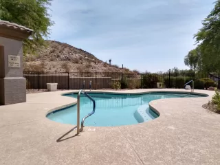 Photo #6: 6130238 Listing 