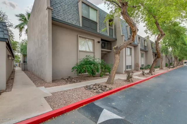 MLS: 6130421 Condo For Sale