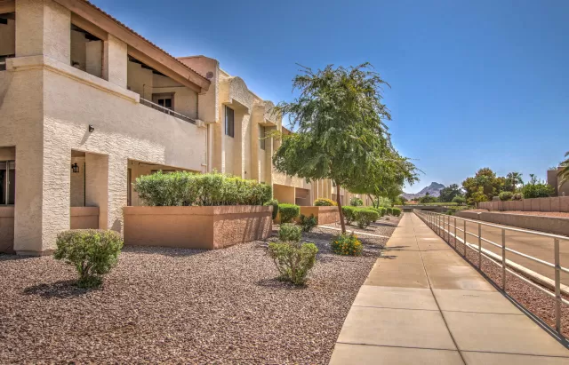 MLS: 6130430 Condo For Sale