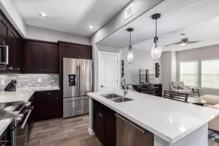 Photo #3: 6130799 Listing