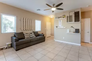 Photo #6: 6130845 Listing 