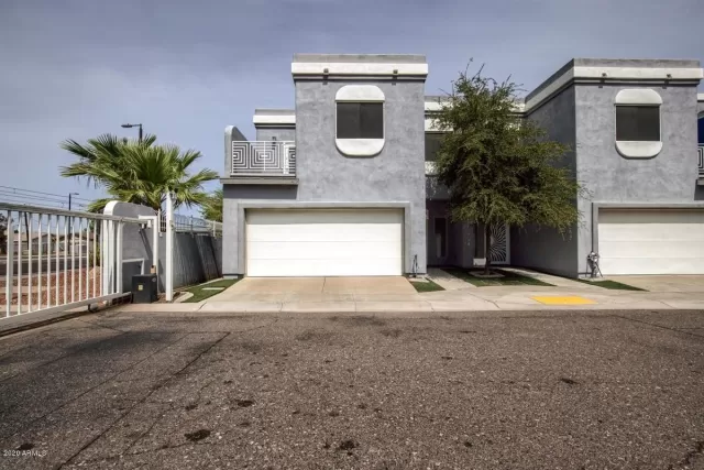 MLS: 6130904 Condo For Sale