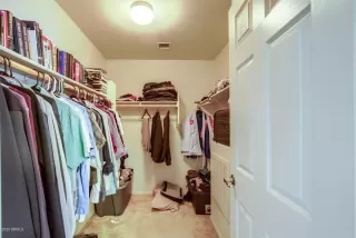 Photo #5: 6130904 Listing