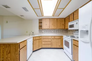 Photo #2: 6131114 Listing