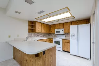 Photo #4: 6131114 Listing