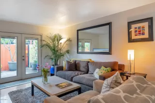 Photo #4: 6131150 Listing 